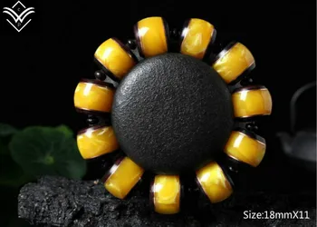 

Fashion Sandalwood Barrel Shape Elegant Buddha Beaded Bracelet Hot Sale