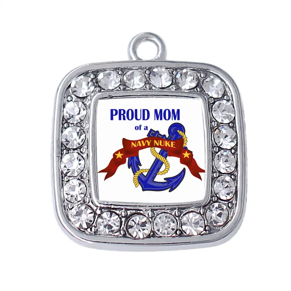 number one mom pendant