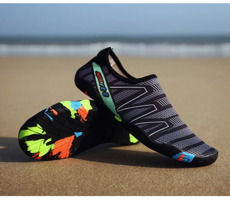 Water Shoes Aqua Shoes Beach Swimming Shoes Men Breathable Slip-on Sport Sneakers Lightweight Upstream Shoes (14)