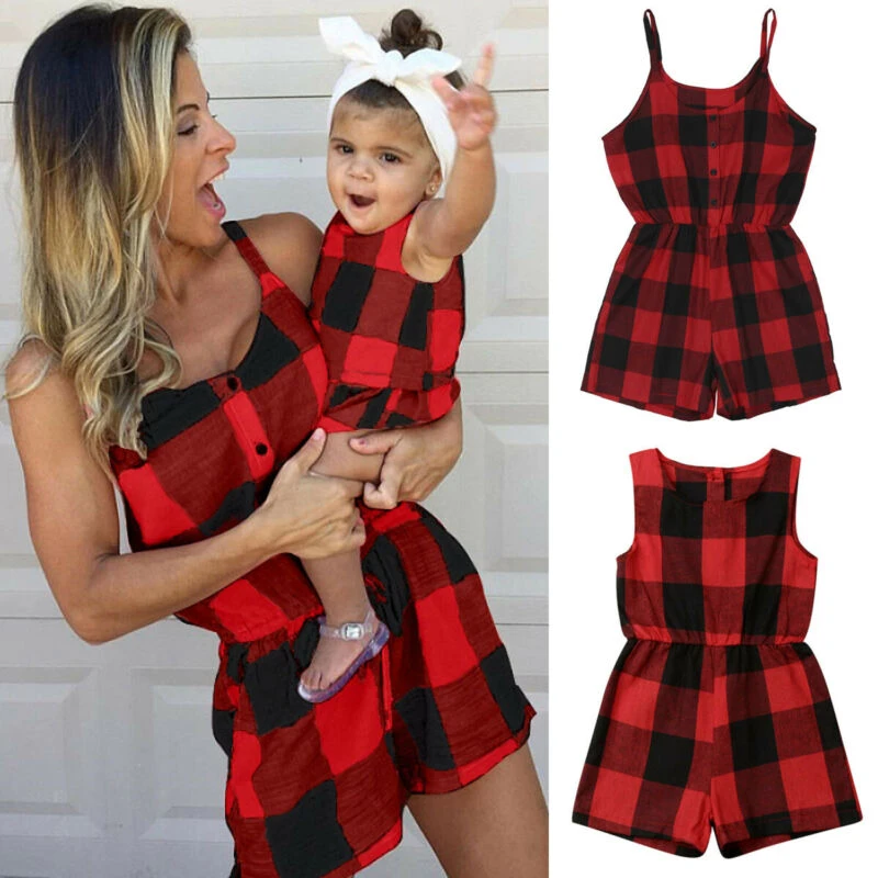 baby girl and mother matching outfits