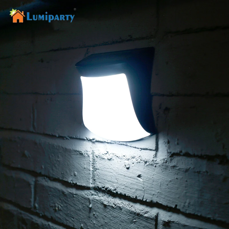 

Lumiparty Cute Outdoor Solar Power Fence Light Waterproof Solar Wall Lamp Auto On/Off Garden Path Lamp for Deck Stair Night lamp