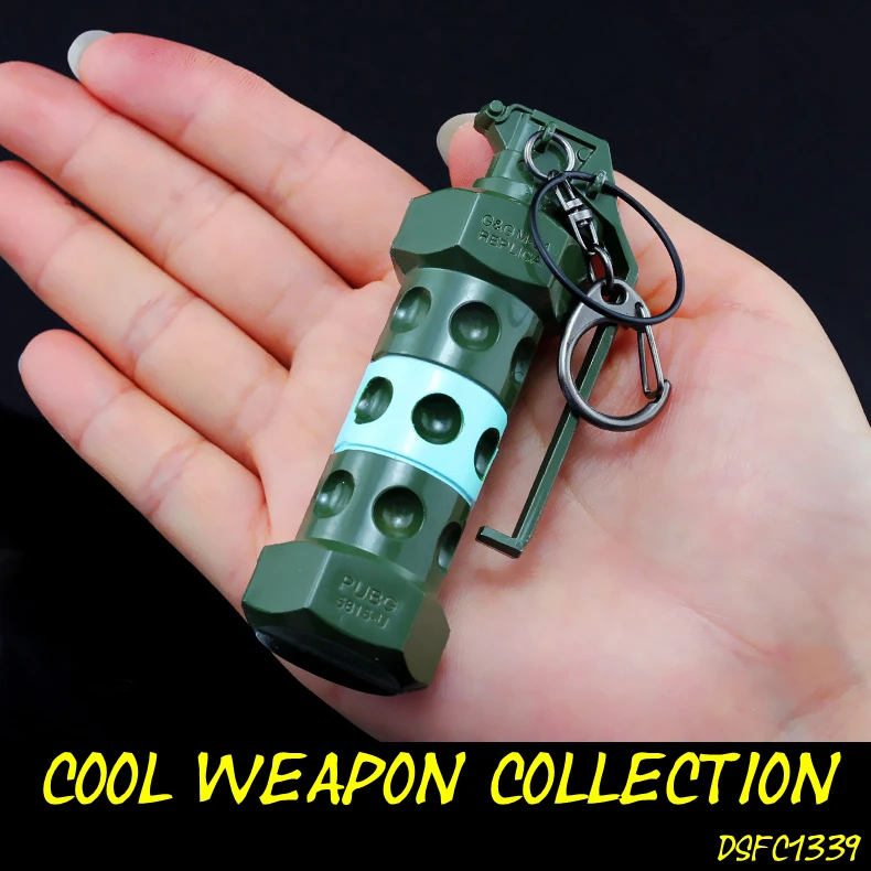 Military Fan Gift Cool Bomb Keychain Metal Weapon Model Grenade Toy Key