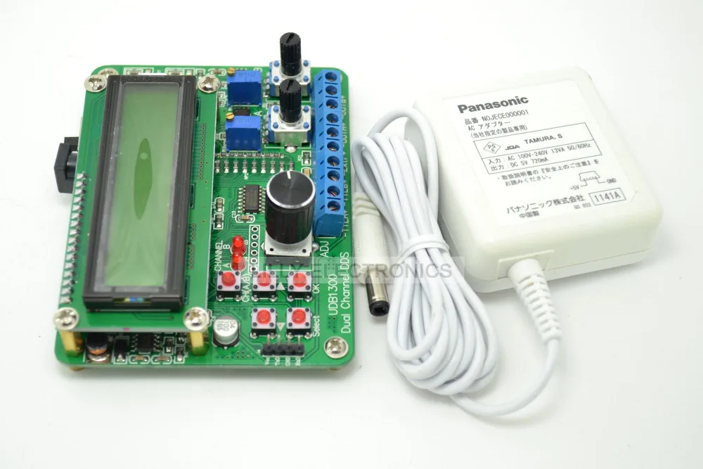 

UDB1305S Dual DDS Source TTL Signal Generator 60MHz Sweep Frequency Counter