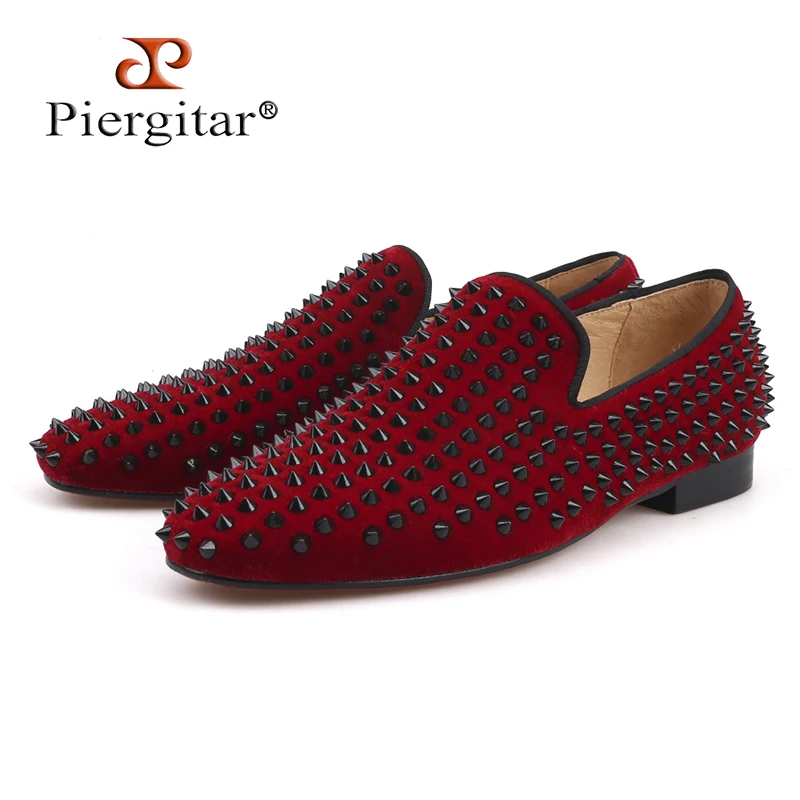 Мужские бархатные Лоферы Piergitar модные туфли черного цвета с шипами для вечерние и