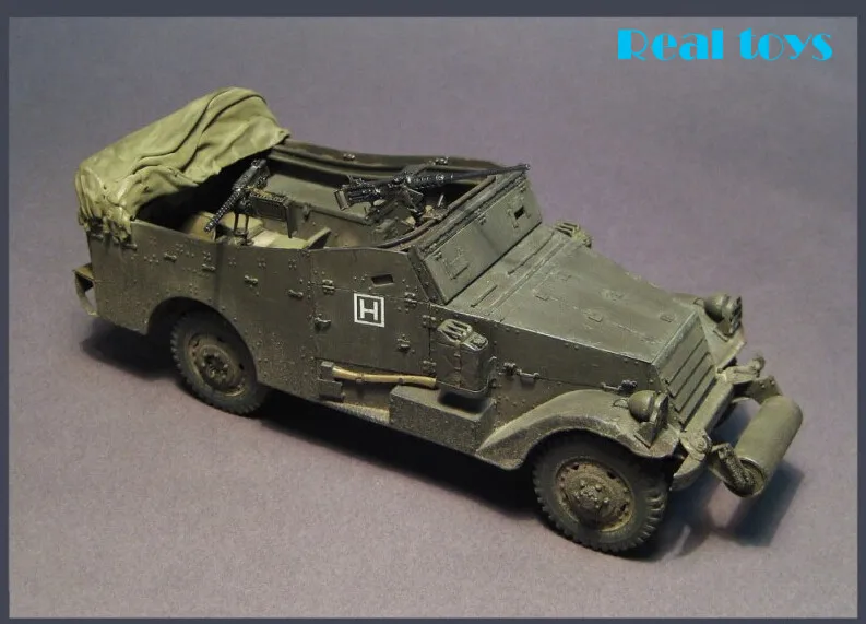 Хобби-Босс 1/35 U.S. M3A" Белый Скаут автомобиль" позднее производство#82452