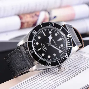 

Mens Watches Top Luxury Brand corgeut Fashion Sport Watches Men Waterproof Auto Clock Male Army Military Leather Wrist Watch