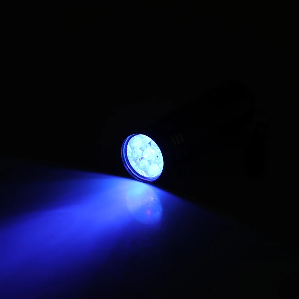 Ультрафиолетовый 9 Светодиодный светильник-вспышка черный фиолетовый светильник фонарь светильник черный AAA мини переносной, из алюминия УФ новогодний продукт уникальный