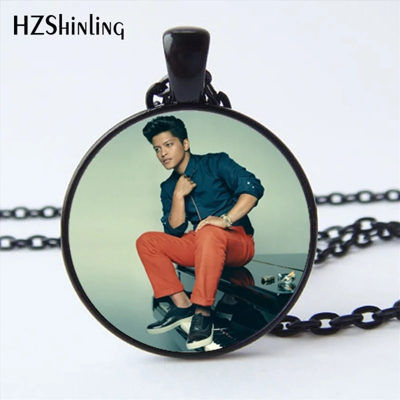 Ожерелье с подвеской в виде музыканта Бруно Марса HZ1 2017|designer necklace|fashion necklacenecklace