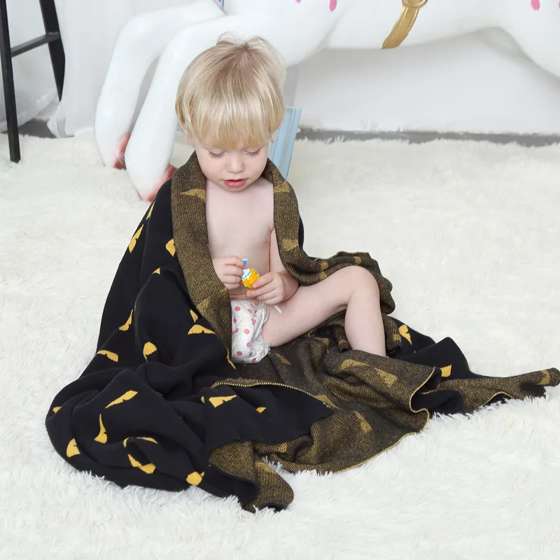 

Free Shipping Cute Cartoon Printed Blankets Children's Knitted Cotton Blanket Super Soft Sleeping Bed Portable Blanket NMM007