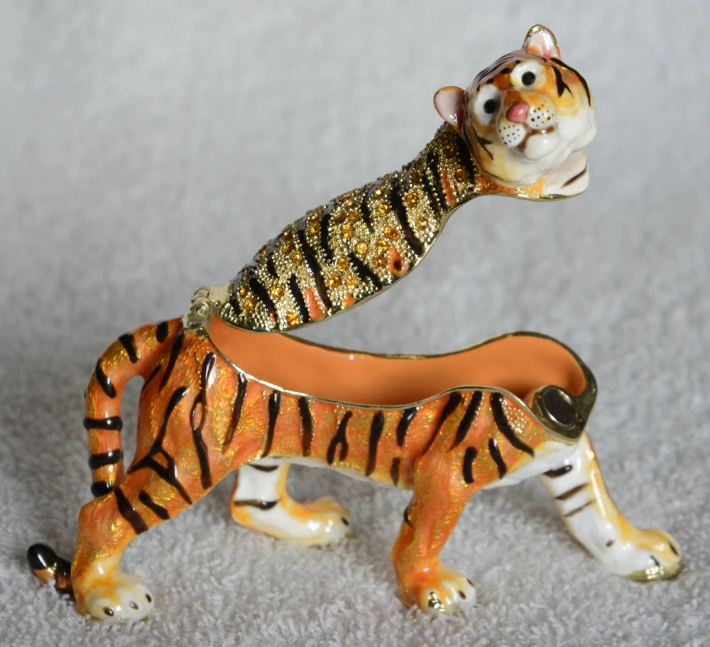 tiger trinket box-2.JPG