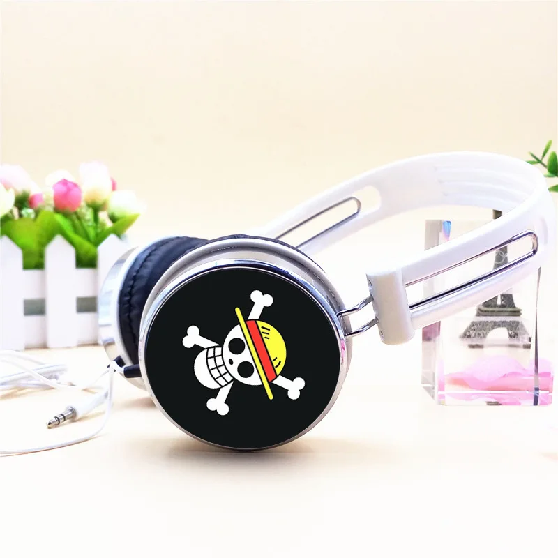 Anime One Piece Luffy Strawhat Pirates Skull Headphone Earphone Gaming Headset Headphones for Iphone Samsung Xiaomi Huawei