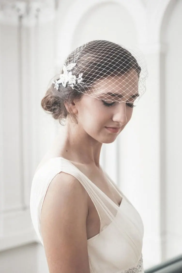 

Ivory birdcage veil - Bandeau veil - Birdcage veil with beaded lace