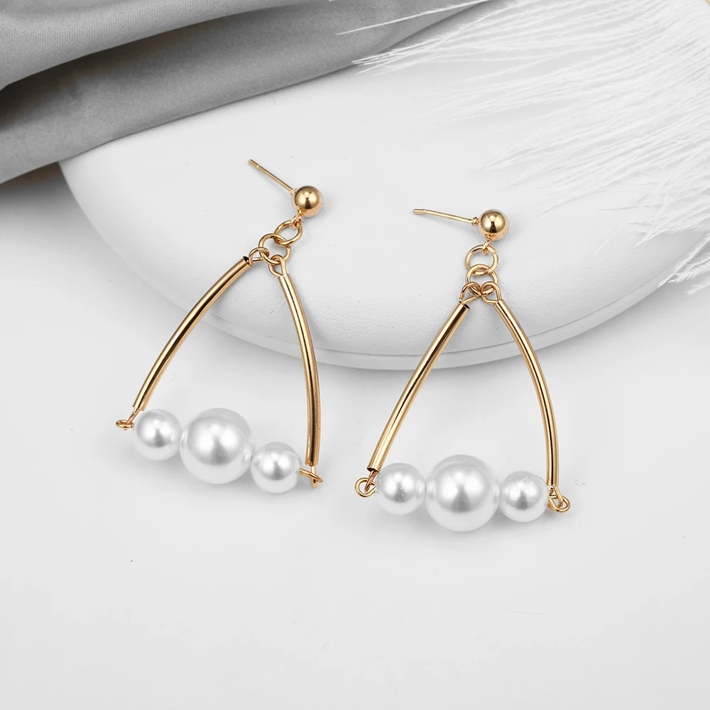 

Classical Pearl Earrings Gold Triangle Geometric Drop Earrings Simple Korean Style Fashion Minimalist Jewelry Pendientes Brincos