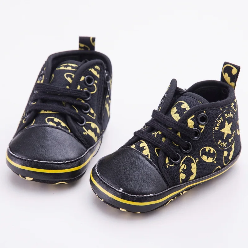 

Newborn Baby Shoes Infant Toddler Cute Cartoon Batman Fashion Lace-Up Girl Boy Kids First Walkers Kids Soft Soled Sneakers DS9
