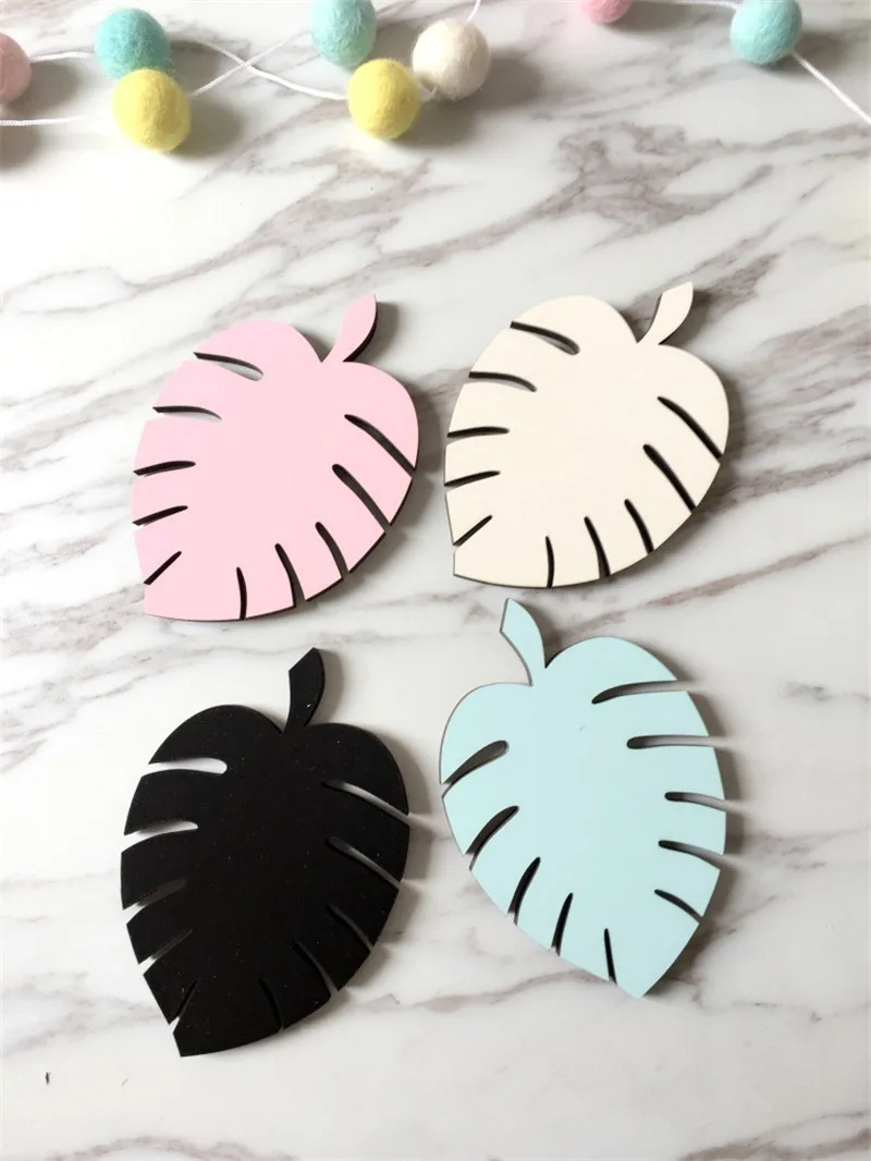 

2Pcs Kid's Room Wooden Leaves Coat Hooks Wall Decorations Nordic Style Clothes Hook For Children Ornament Baby Crafts Gifts Ha