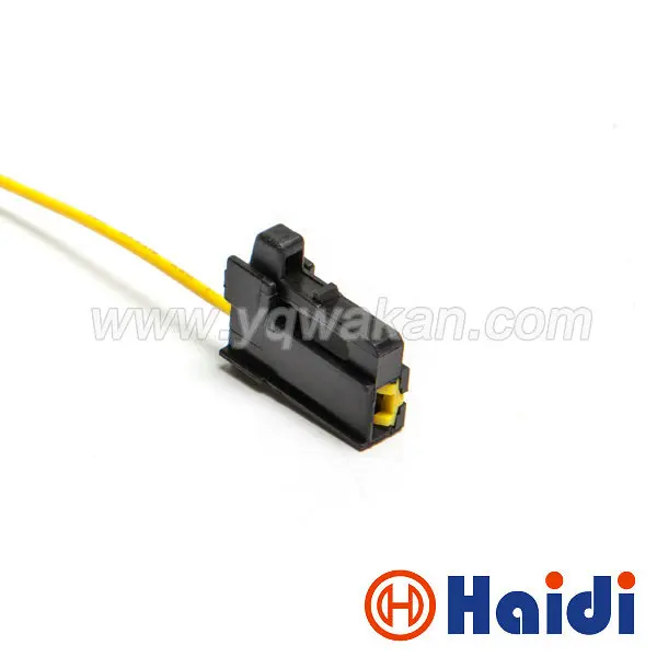 

1set Whistling Snail Horn plug wire harness