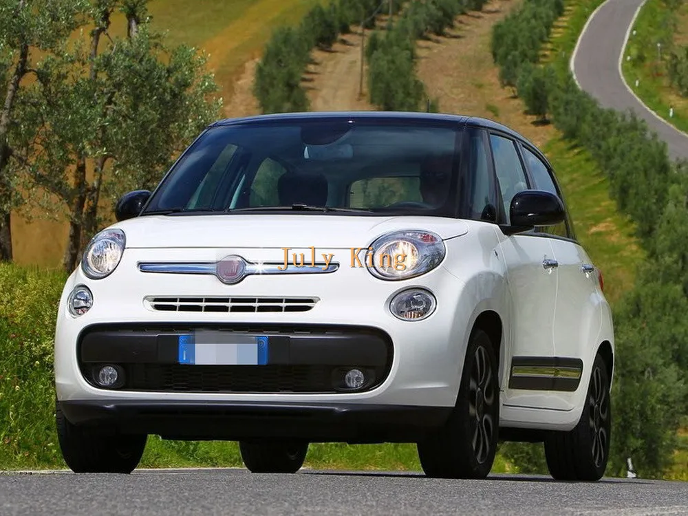 Fiat-500L-2013