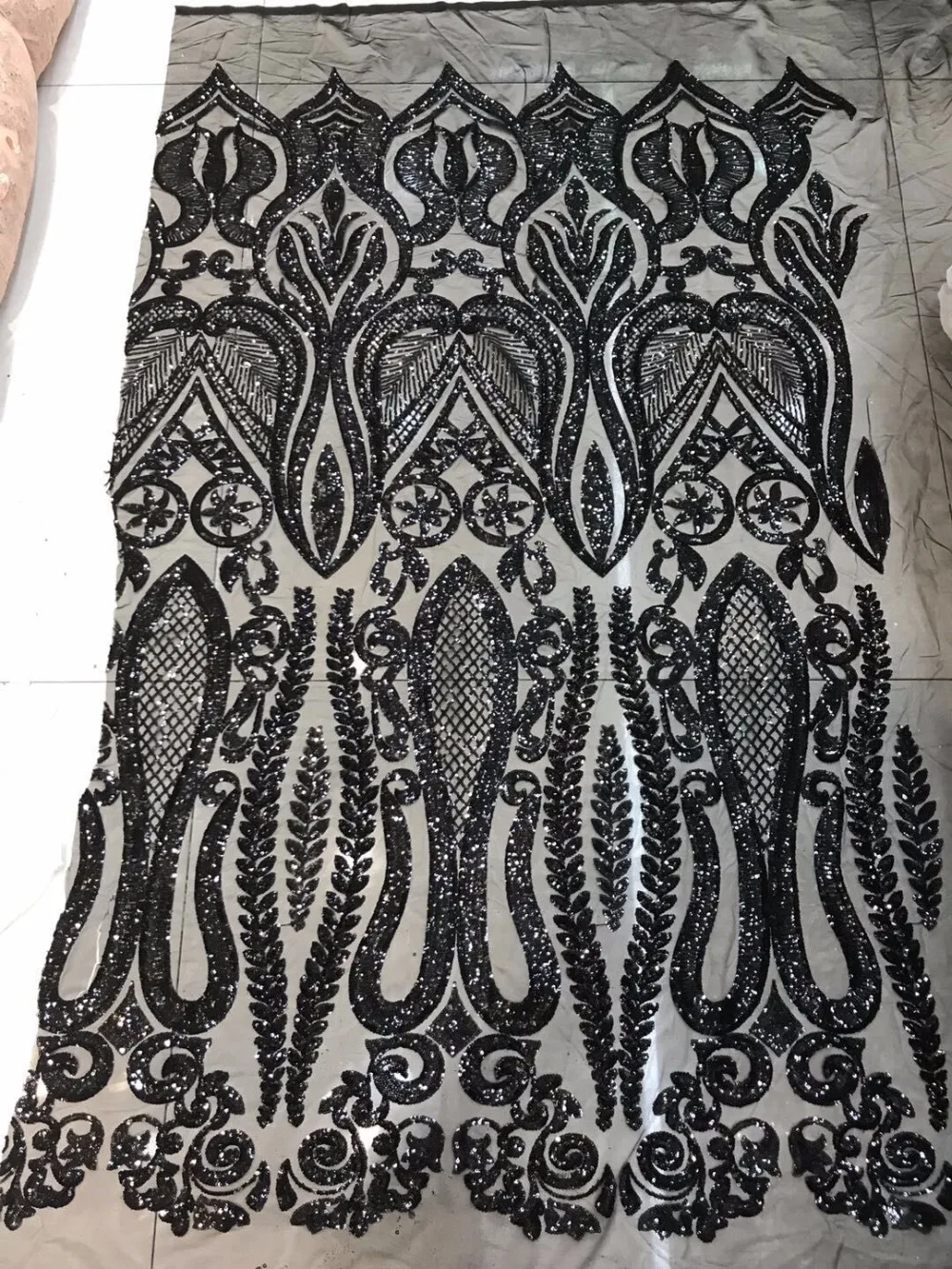 

Nigerian Lace Fabric with sequins L-4202 French net lace with sequins for nice dress