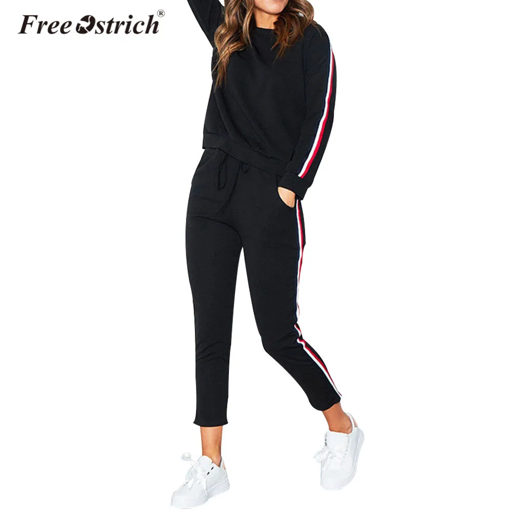 Женский спортивный костюм Free Ostrich комплект из двух предметов топ и штаны с