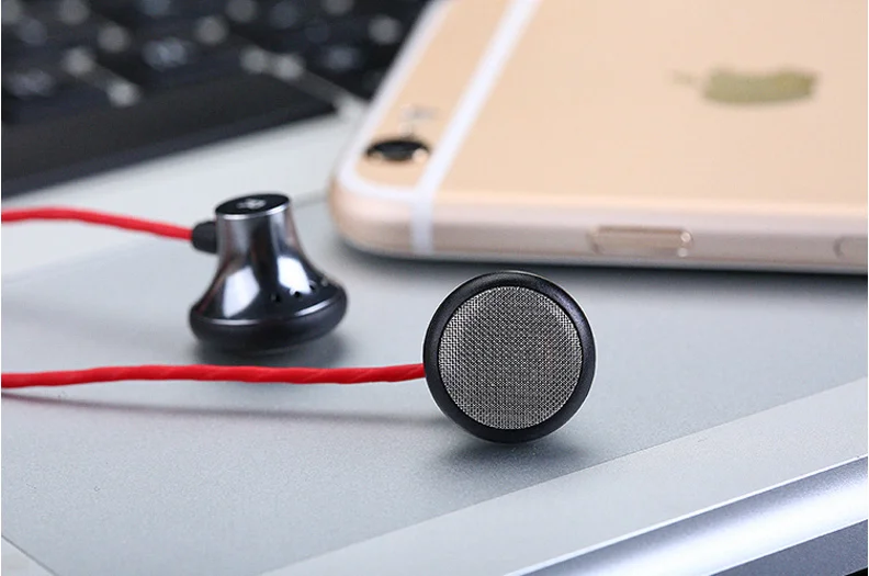 Sony wh-1000xm4 ачх. Interstep sbh-200. Характеристики наушников. Чувствительность наушников дб какое лучше. Ттх наушников.