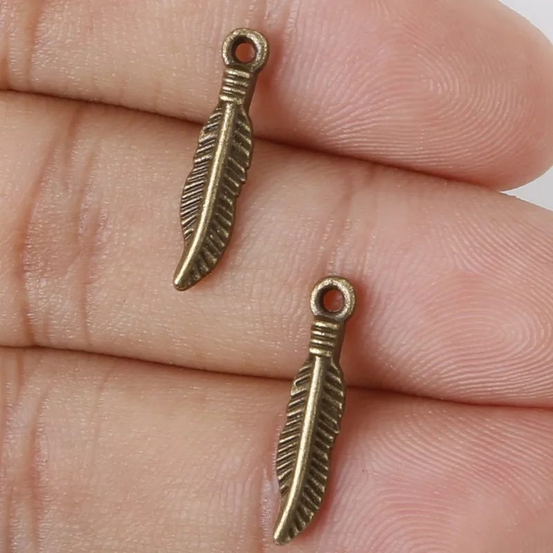

20pcs 19X4mm Antique Bronze Metal Pendant Leaves Charms Jewelry Findings Accessories for DIY