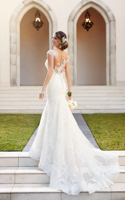

Hot 2017 Elegant Lace Mermaid Wedding dresses Plus Size Cap Sleeve Sheer Back Bridal Gown Vestidos de novia robe mariee