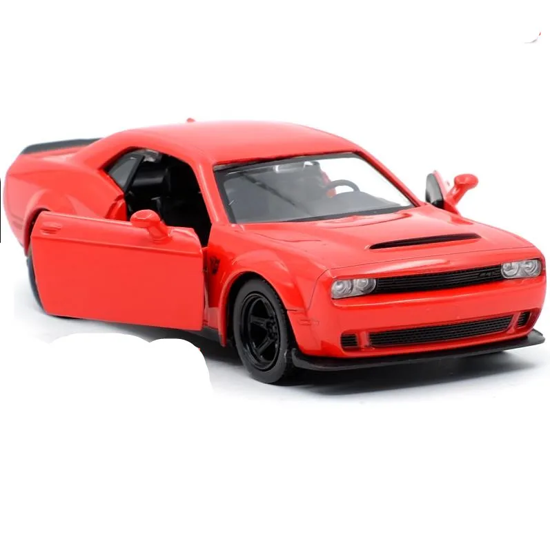 1:36 Масштаб Модель Dodge Challenger сплав игрушка для автомобиля литая под давлением