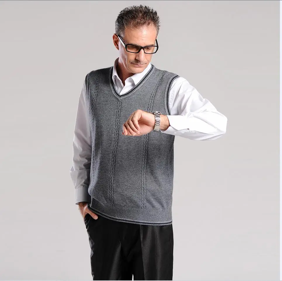 2017 New Fashion Knitted Vest Winter Mens solid Knitted Sweater