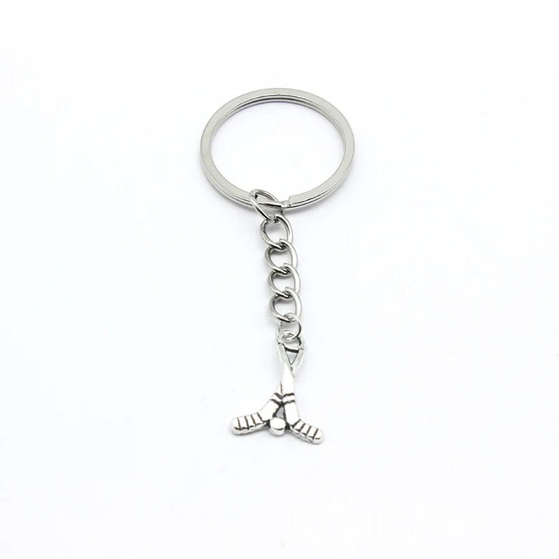 Antique Silver Hockey Players pendant key ring Hockey Heart charms Sports keychain jewelry Findings - Цвет: K0158