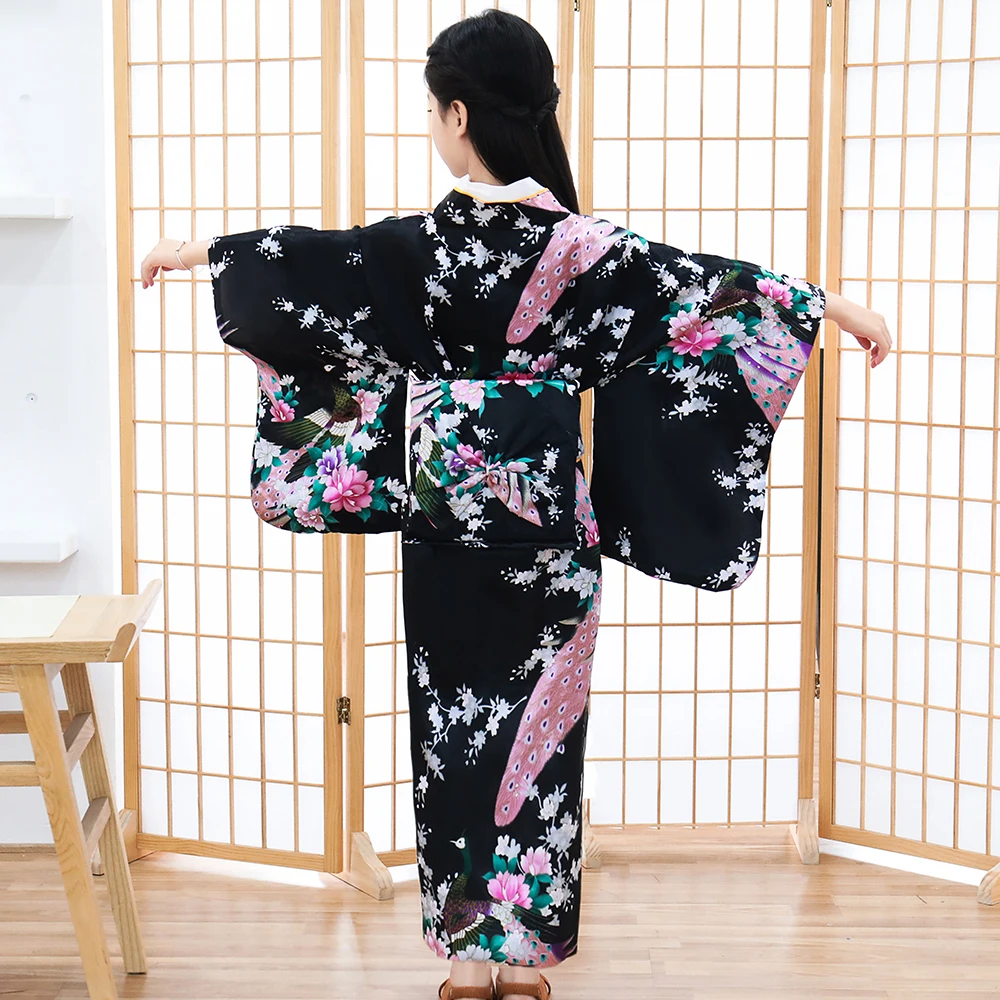Japanese Style Vintage Traditional Kimono Halloween Girls Cosplay Costume Elegant Sakura Suit Print Peacock Children Robe Gown Japanese Style Vintage Traditional Kimono Halloween Girls Cosplay Costume Elegant Sakura Suit Print Peacock Children Robe Gown