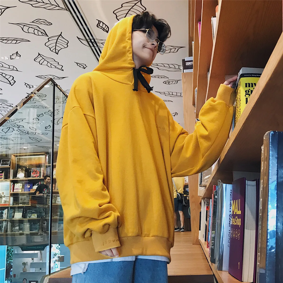 Autumn New Hoodies Men Hip Pop Popular Solid Color Pullover Campus Wind Art Little Fresh Cotton Letters Embroidered Hoodie Man 