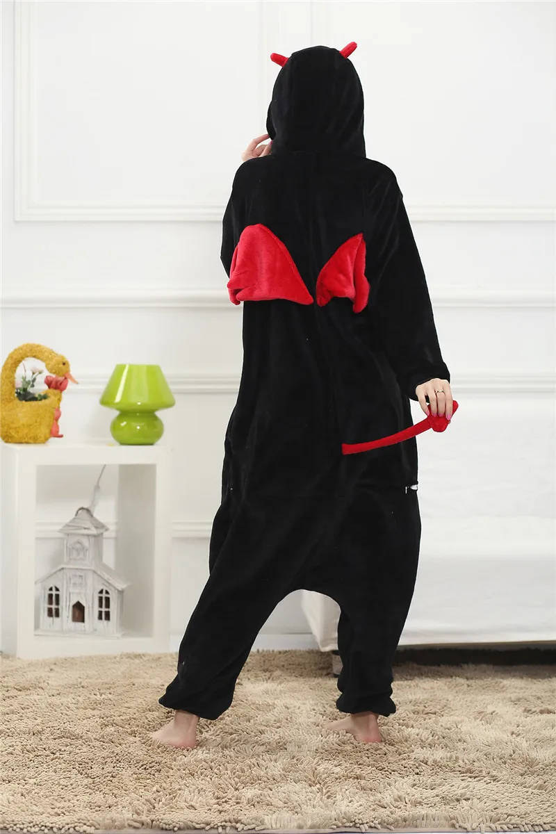 2448135812_1653298844