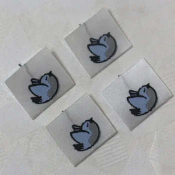 

customize clothing loop fold tags/woven labels/garment T-shirt embroidered tags/brand name/logo tag printing