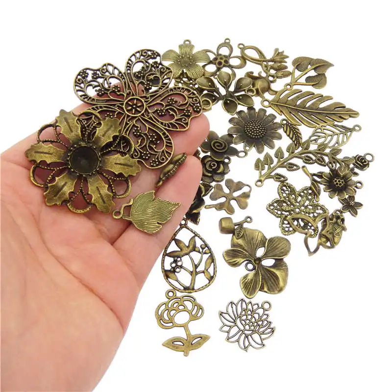 GraceAngie 30 шт. антикварные бронзовые мини-Амулеты случайным образом смешанные цветы и листья подвеска ожерелье, ювелирные аксессуары