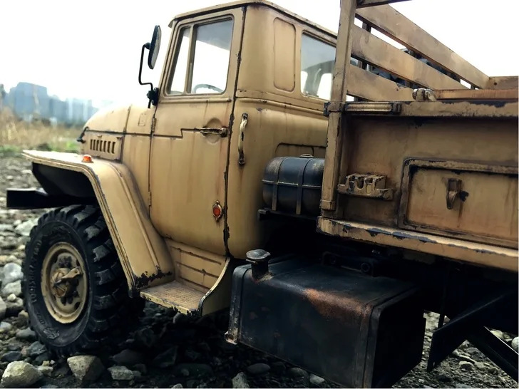 Масштаб 1/10 блестящие внедорожные военные автомобили UCC6 6x6 гусеничный грузовик|rock