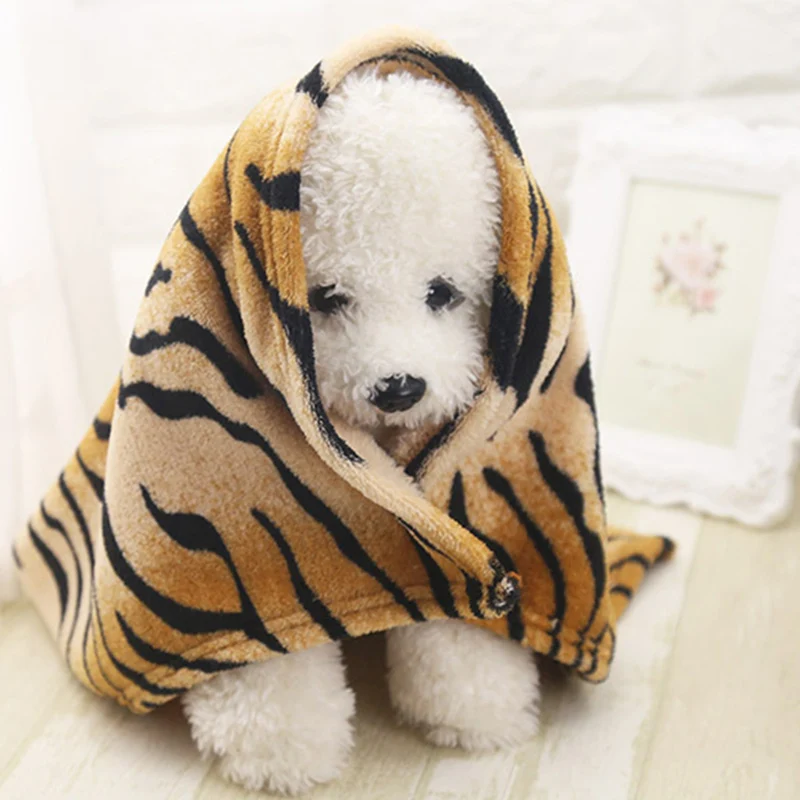 

Creative Pet Dog Blanket Woolen Tiger Pattern Soft Dog Cat Pet Bed Cover Throw Flannel Blankets 2 Sizes Puppy Warm Sleeping Mats