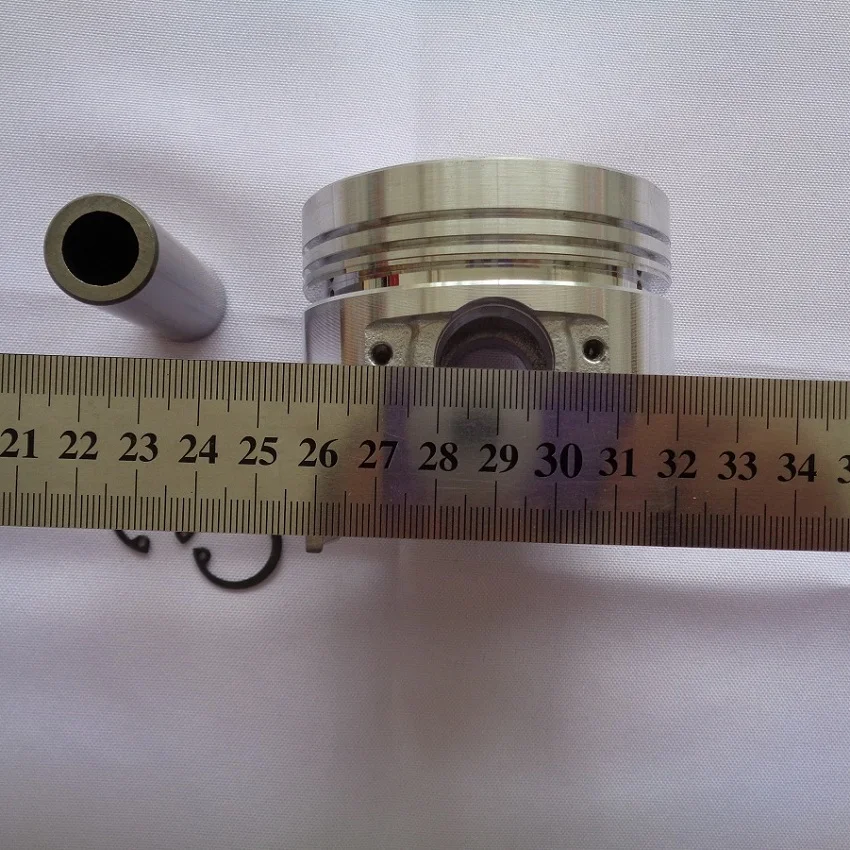 178F Piston Assembly 07