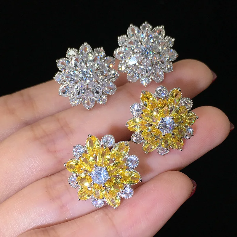 

Yanleyu Elegant Snow Flower Stud Earrings for Women Original Solid S925 Silver Sparkling AAA+ Cubic Zircon Fashion Jewelry PE047