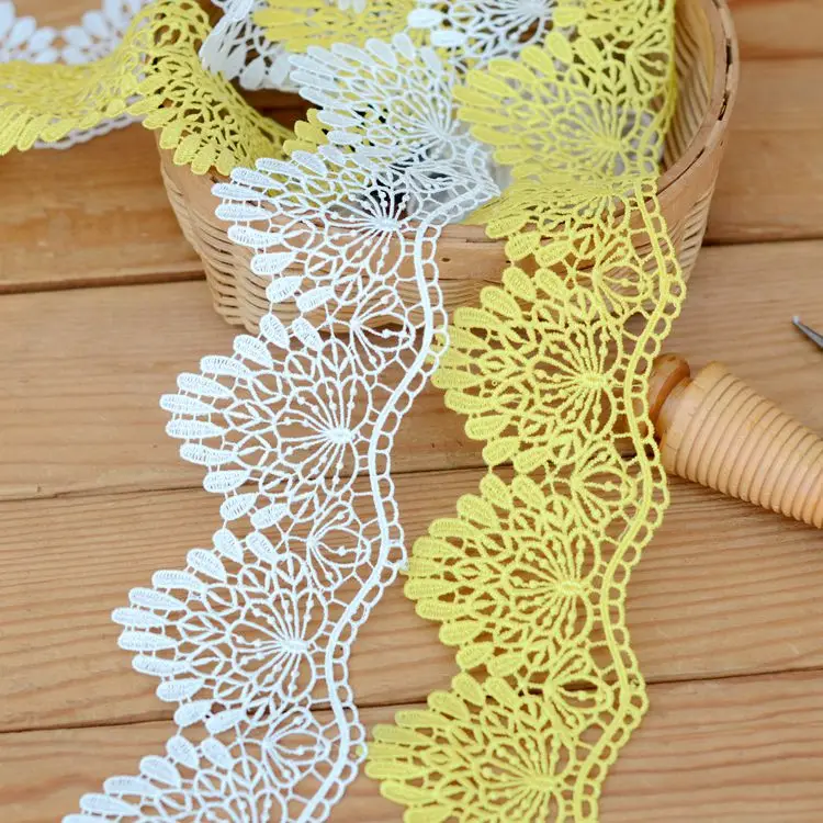 

Hot sale Lace accessories White yellow curled lace 6.5 cm wide H6502