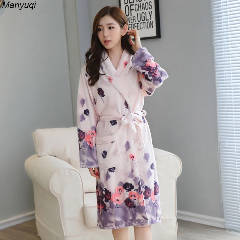 Women's Winter Flannel bathrobes Floral long warm bathrobe home robein