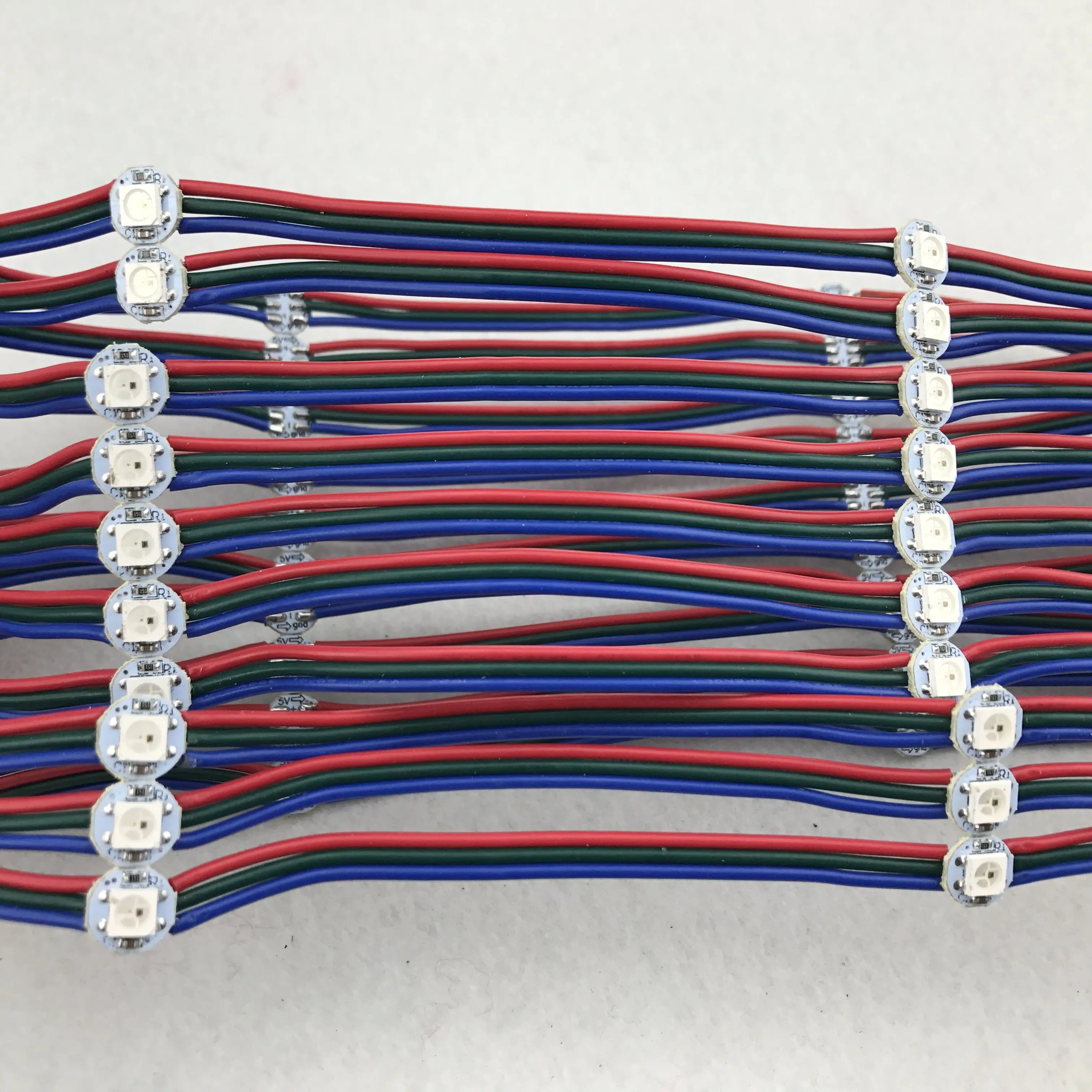 

100pcs/string DC12V SK6812 addressable rgb full color pixel light;10cm wire spacing;with RGB color wire;IP33