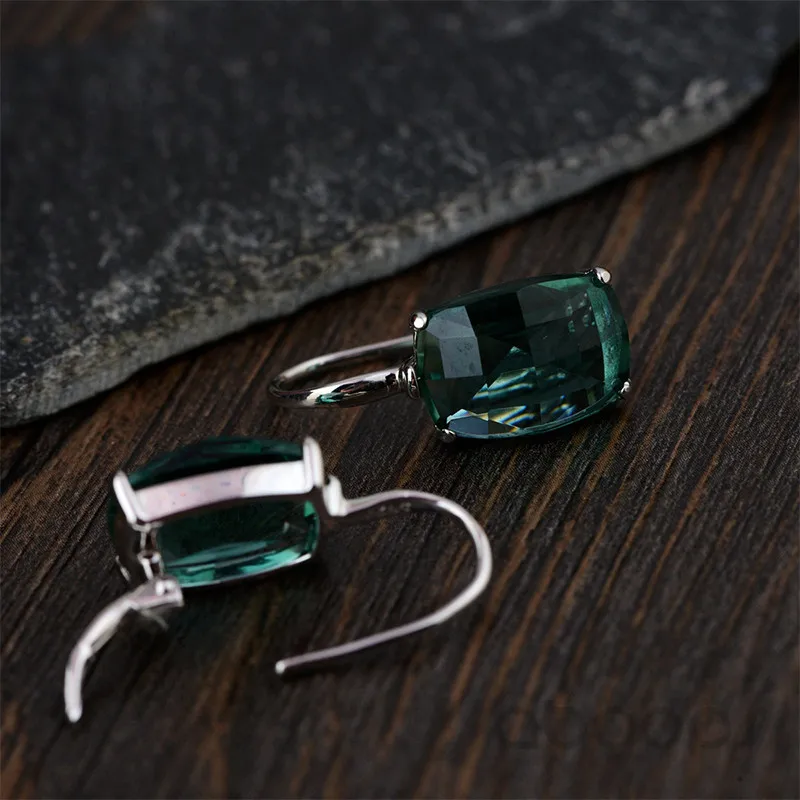 jewelry stores
