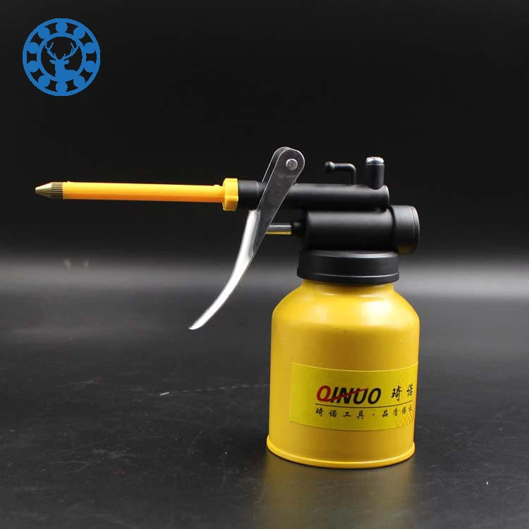 4 Pieces 250g High Pressure Hand Pump Oiler Oil Pot Can Hose for Lubricants