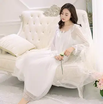 

2017 Princess Nightgown Women's lace Long Robe white sweet Palace Nightgown Sleepwear pijama s777