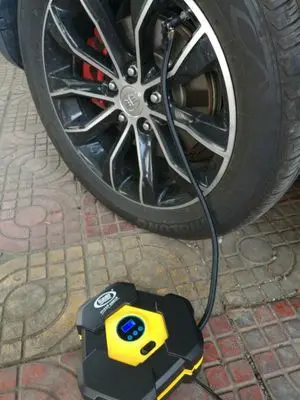 Автоматическая предустановленных шин Давление автомобильный воздушный компрессор 12 V автомобиль электрический шин насос для надувания цифровой Дисплей шин