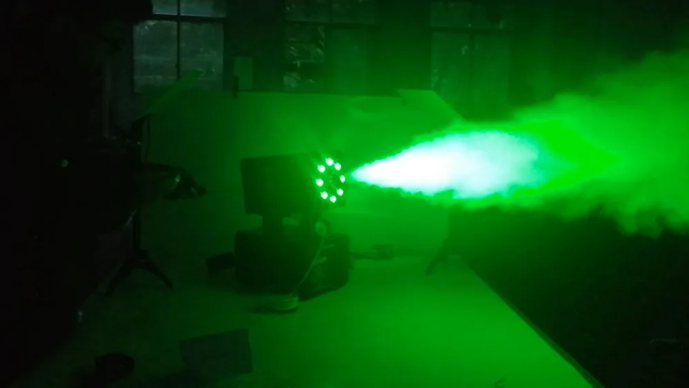 Светодиодная дымовая машина с дистанционным управлением 1500 Вт 8x3 RGB 3 в 1
