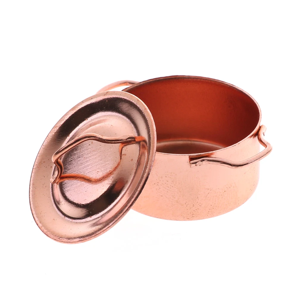 

1Pcs Dollhouse Kitchen Copper Pot with Lid Kitchen Decoration for Children Kid Kitchen Toys Dollhouse Kitchenware 1/12 Miniature