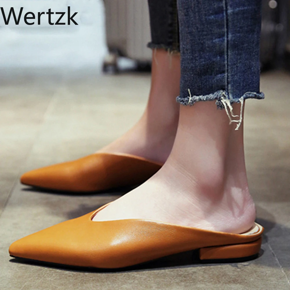 

Women Flat Shoes Brand 2020 Fashion Mules For Women PU Leather Pointed Toe Slip On Flip Flops Women Slipper A516