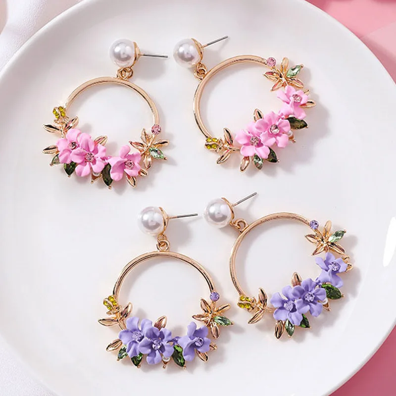 

2018 Sweet Enamel Crystal Flower Petal Geometric Big Circle Simualted Pearl Drop Earrings for Women Wedding Brides Charm Jewelry