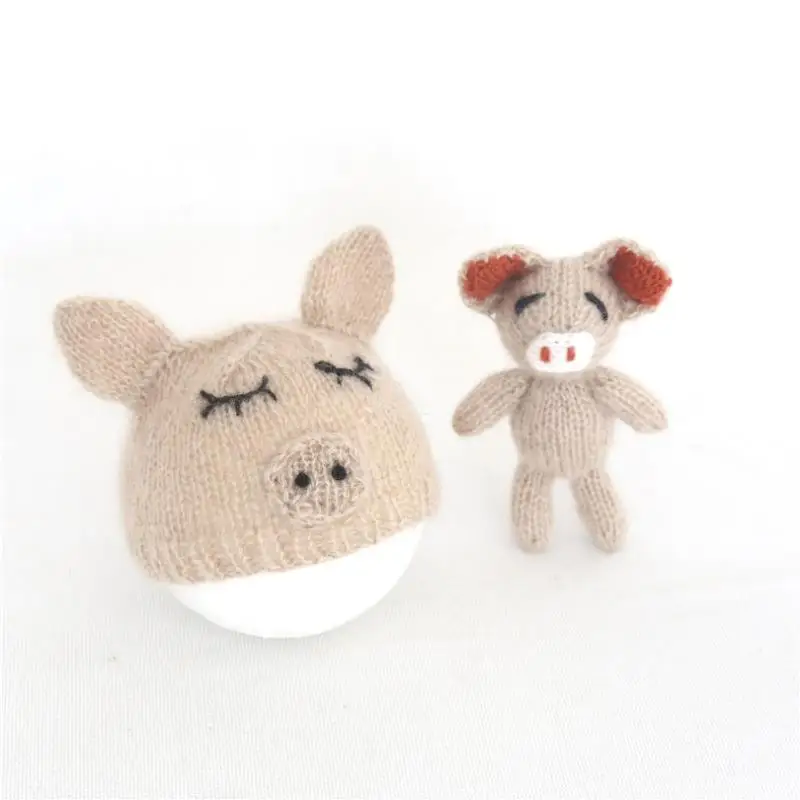 

Beige Newborn Knit Hat and Toy Set Crochet Pig Stuffed Toy Baby Pig Bonnet New born Beanie Knitted Animal Bonnet Photo Props